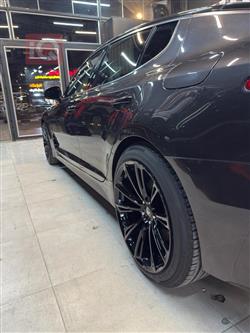 کیا ستینگەر